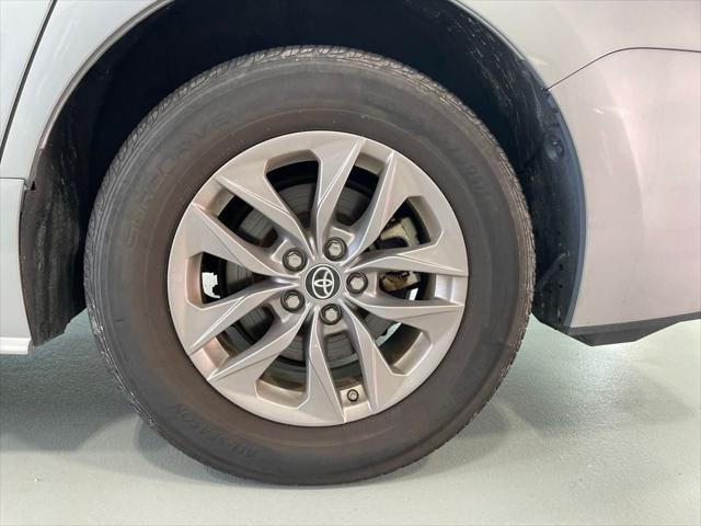 used 2023 Toyota Sienna car, priced at $39,620
