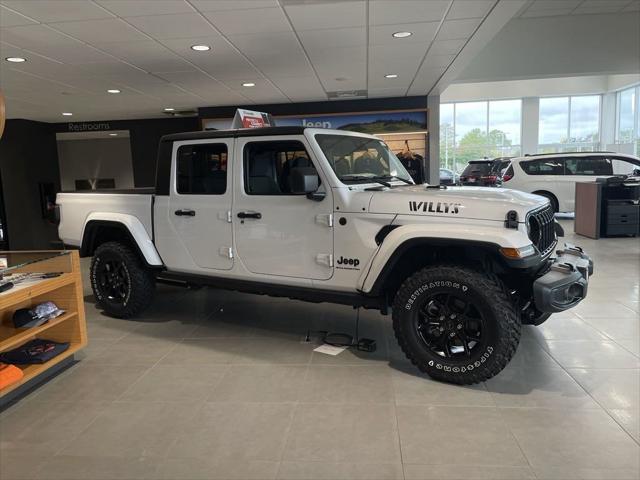 new 2024 Jeep Gladiator car, priced at $41,900