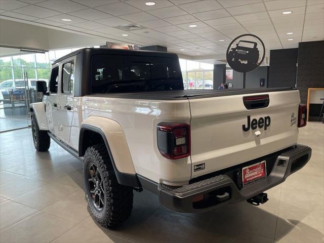 new 2024 Jeep Gladiator car, priced at $41,900