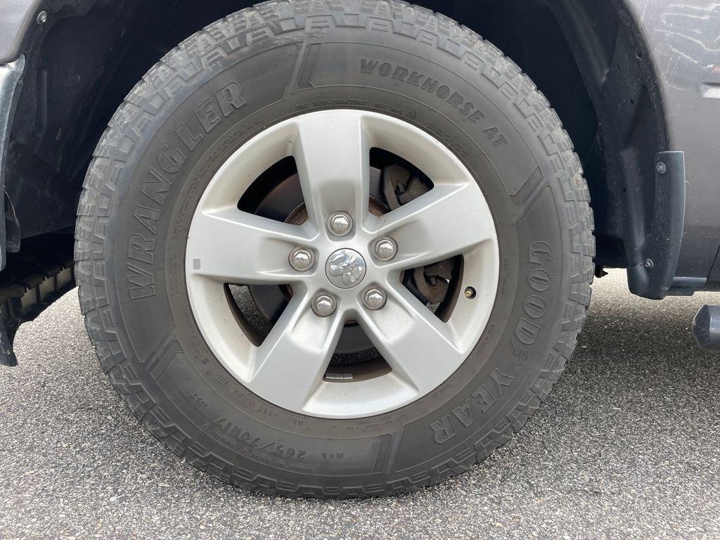used 2021 Ram 1500 Classic car, priced at $25,625