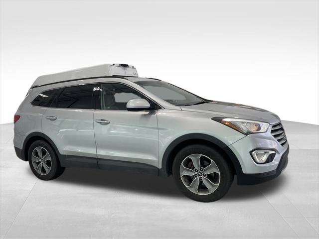 used 2016 Hyundai Santa Fe car, priced at $9,997