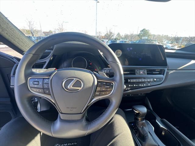 used 2023 Lexus ES 350 car, priced at $41,090