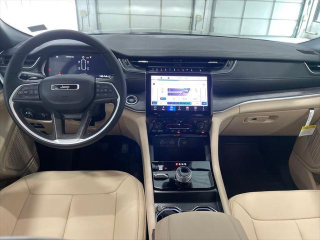 new 2025 Jeep Grand Cherokee L car, priced at $41,500