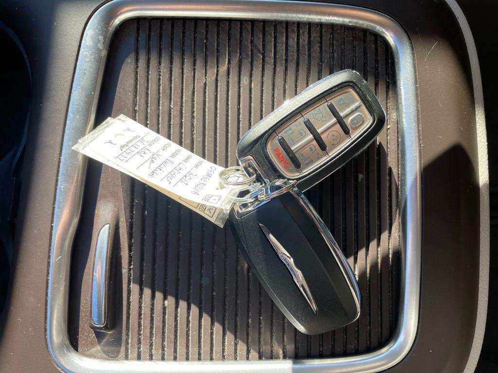 used 2018 Chrysler Pacifica car, priced at $15,872