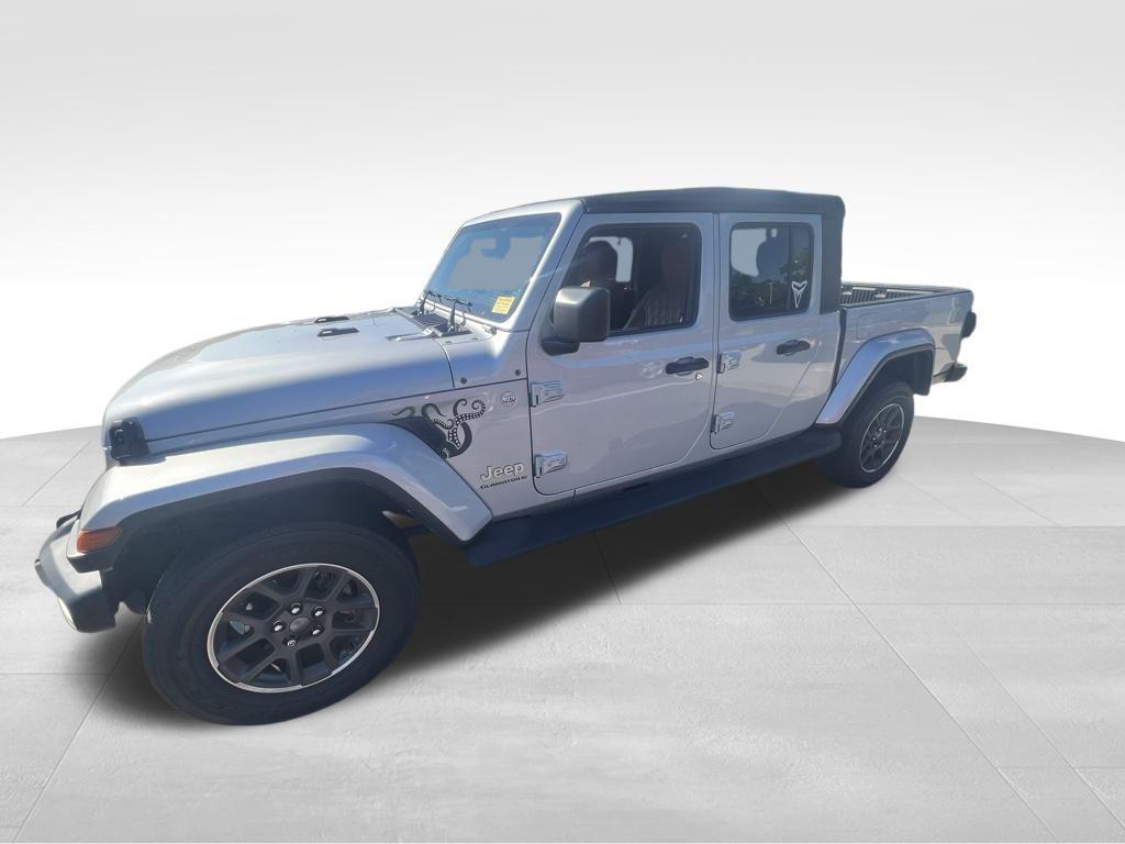 used 2023 Jeep Gladiator car, priced at $27,849