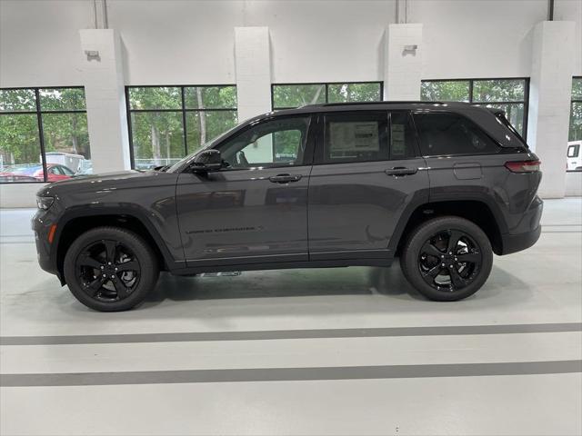 new 2024 Jeep Grand Cherokee car, priced at $42,985