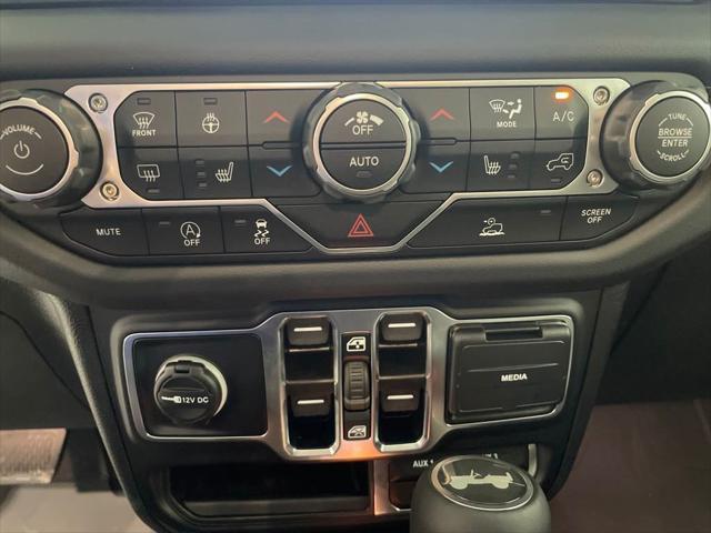 new 2025 Jeep Wrangler car, priced at $46,500
