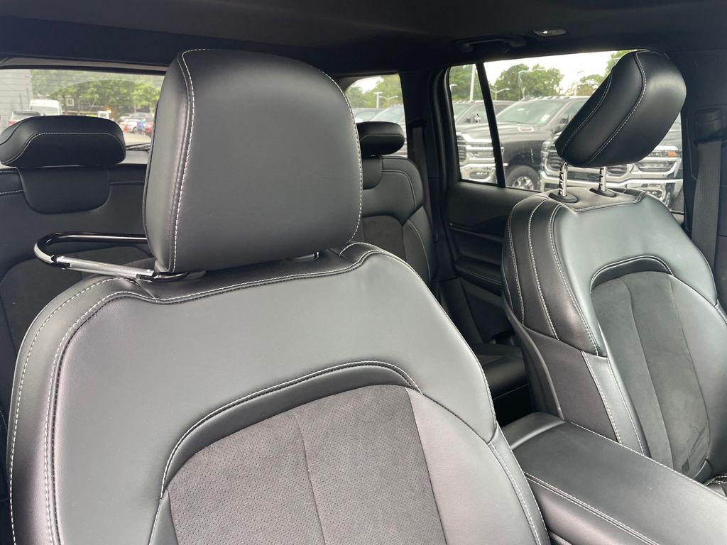 used 2025 Jeep Grand Cherokee car, priced at $39,800