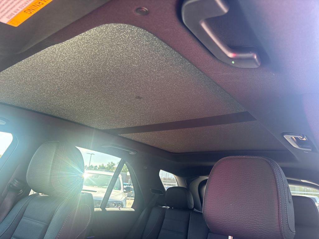 used 2025 Mercedes-Benz GLE 450 car, priced at $72,500