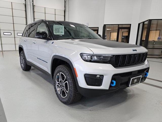 new 2024 Jeep Grand Cherokee 4xe car, priced at $69,280