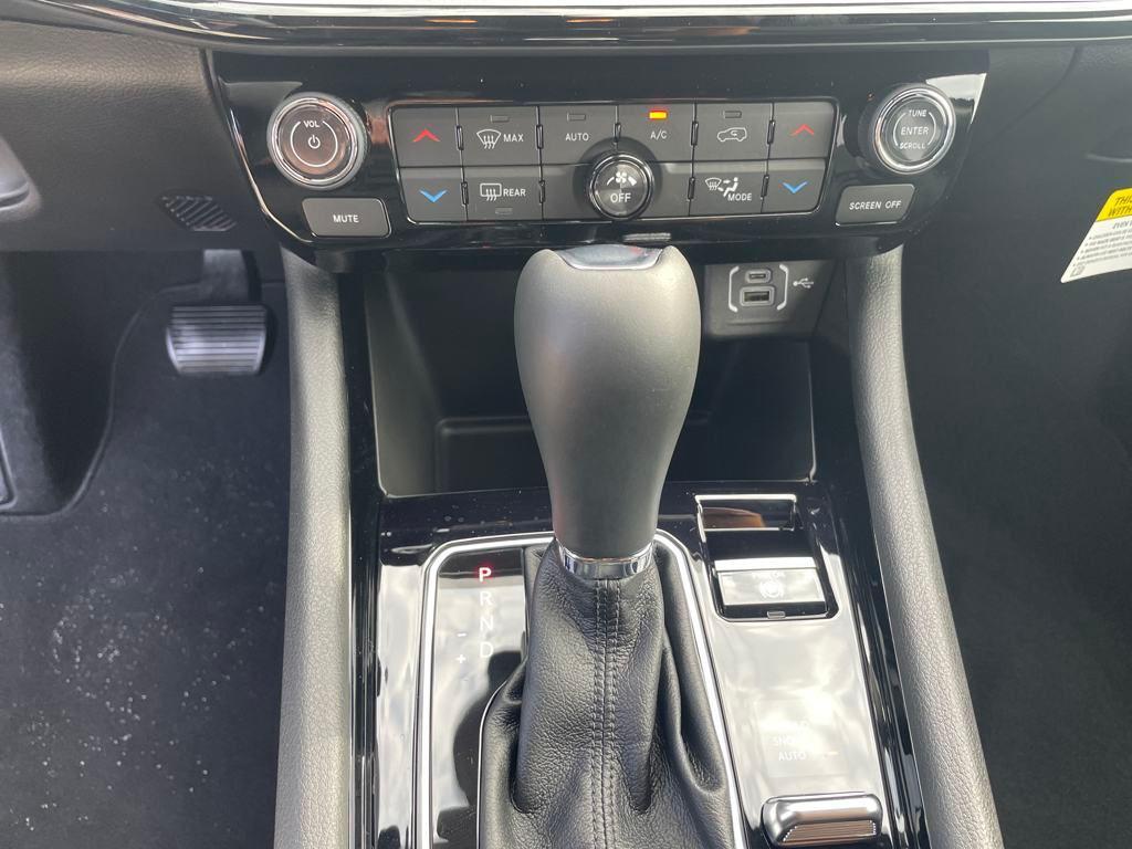 new 2025 Jeep Compass car, priced at $29,400