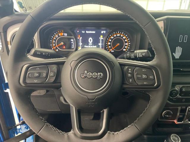 new 2025 Jeep Wrangler car, priced at $43,500