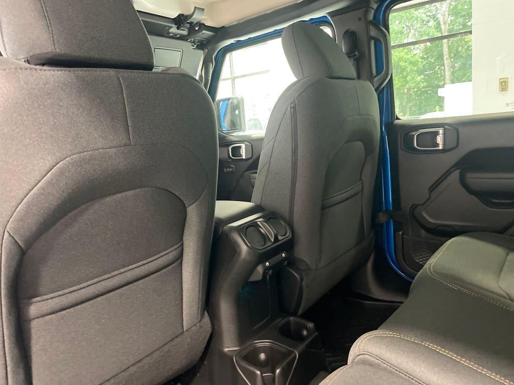 new 2025 Jeep Wrangler car, priced at $41,500