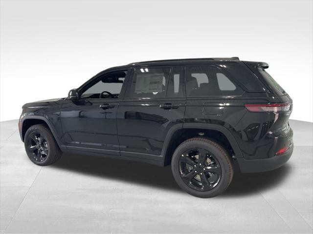 new 2025 Jeep Grand Cherokee car, priced at $42,800
