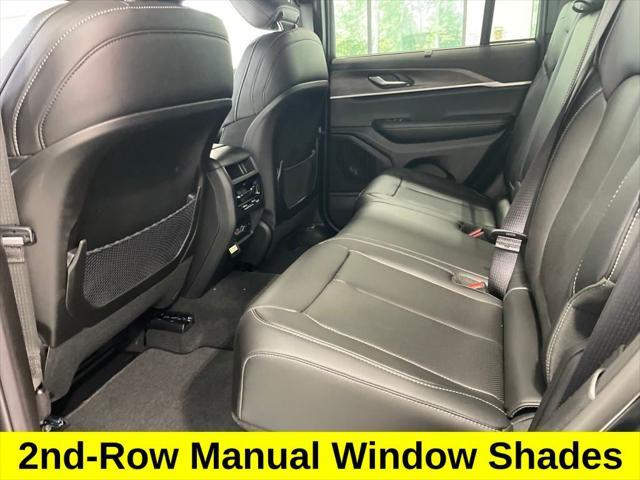 new 2025 Jeep Grand Cherokee car, priced at $42,500