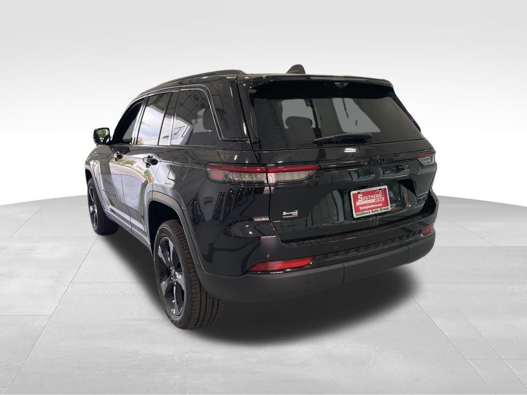 new 2025 Jeep Grand Cherokee car, priced at $44,106