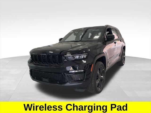 new 2025 Jeep Grand Cherokee car, priced at $42,500