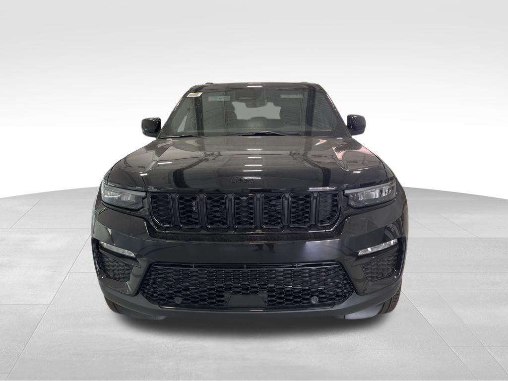 new 2025 Jeep Grand Cherokee car, priced at $44,106