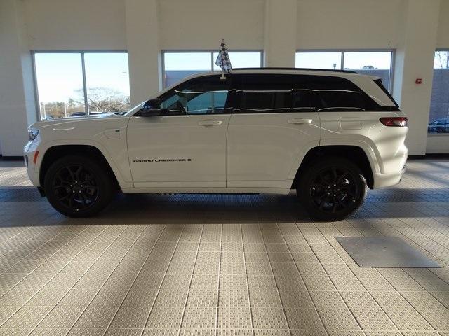 new 2024 Jeep Grand Cherokee 4xe car, priced at $58,605