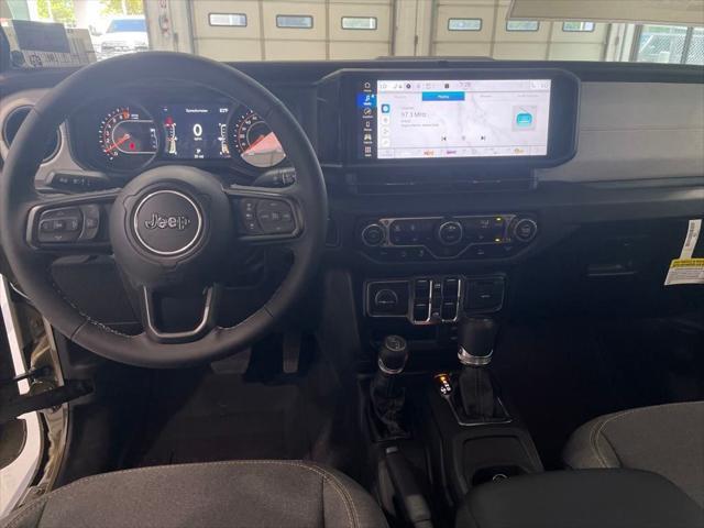 new 2025 Jeep Gladiator car, priced at $38,900