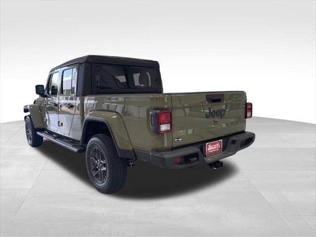 new 2025 Jeep Gladiator car, priced at $38,900