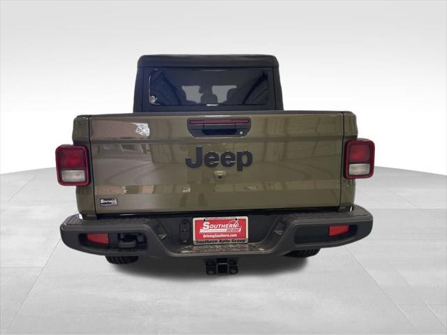new 2025 Jeep Gladiator car, priced at $38,900