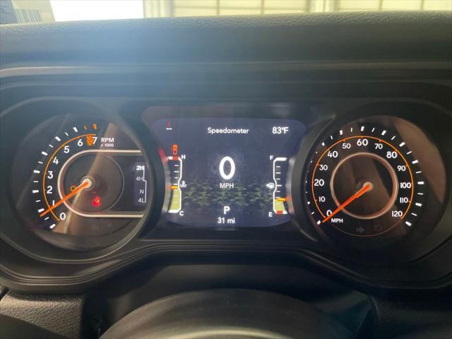 new 2025 Jeep Gladiator car, priced at $38,900