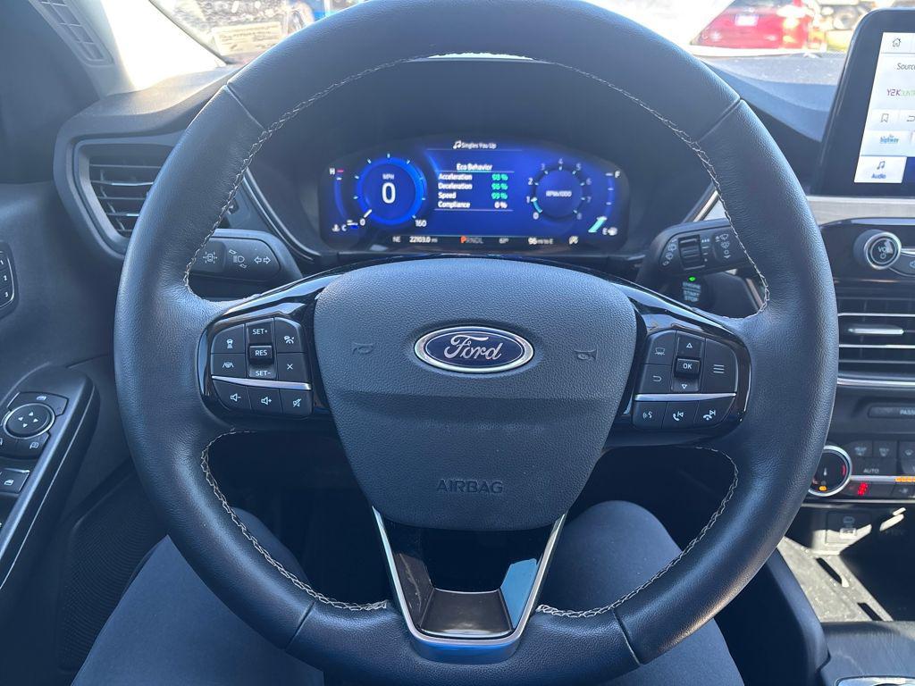 used 2022 Ford Escape car, priced at $25,086