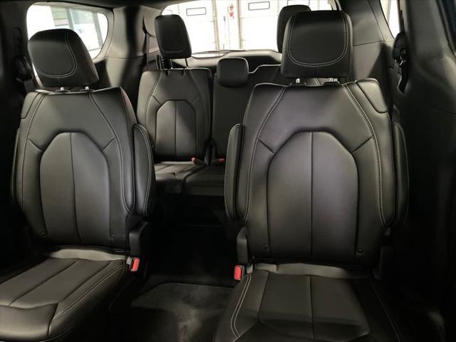 new 2025 Chrysler Pacifica car, priced at $37,850