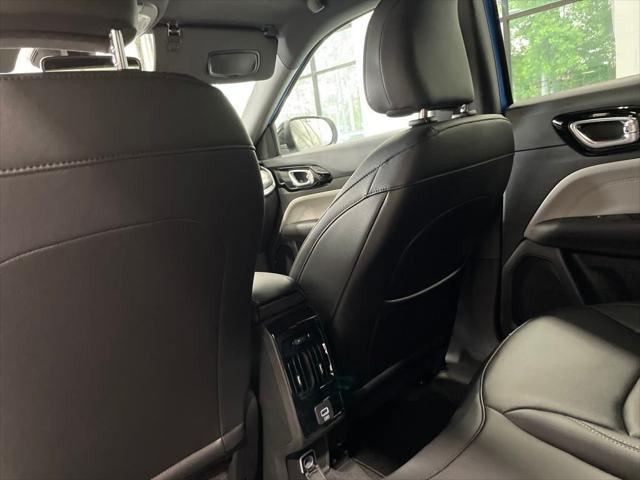 new 2025 Jeep Compass car, priced at $26,500