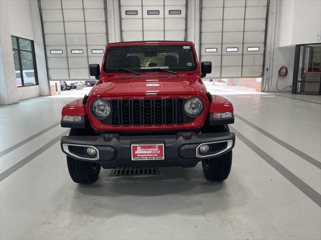 new 2024 Jeep Gladiator car, priced at $36,900