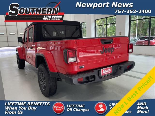 new 2024 Jeep Gladiator car, priced at $36,900