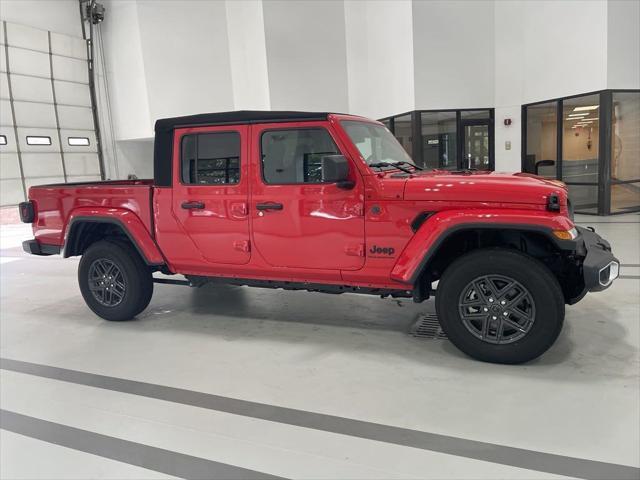 new 2024 Jeep Gladiator car, priced at $36,900