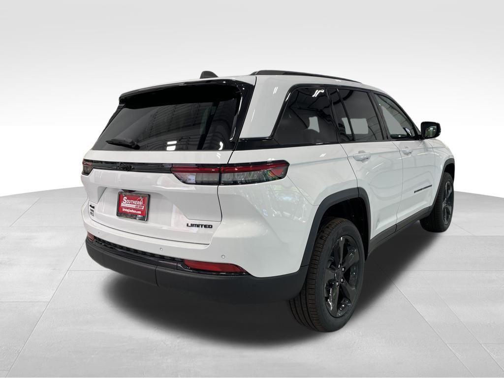 new 2025 Jeep Grand Cherokee car, priced at $39,850