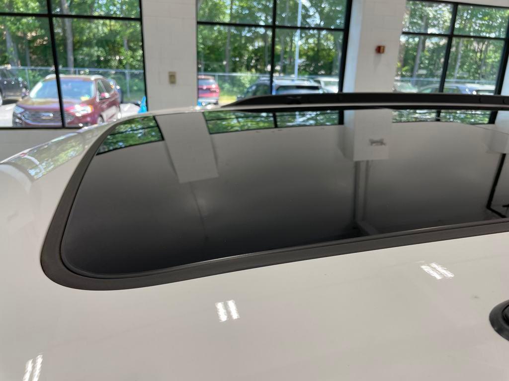 new 2025 Jeep Grand Cherokee car, priced at $38,750