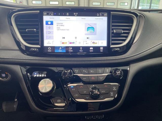 new 2025 Chrysler Pacifica car, priced at $38,900