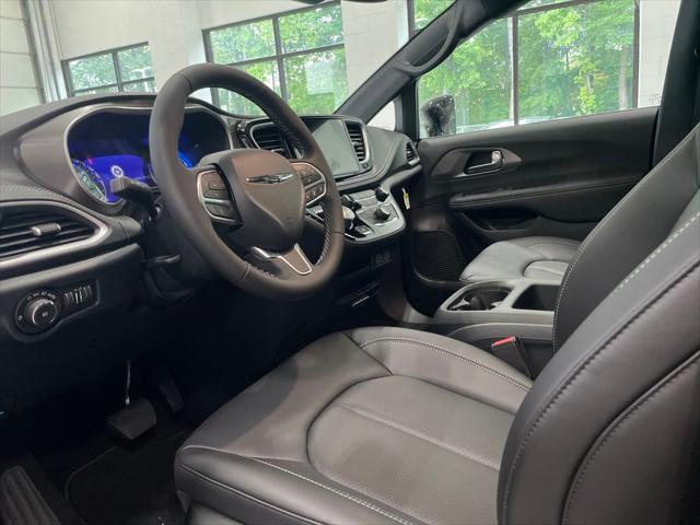 new 2025 Chrysler Pacifica car, priced at $38,900