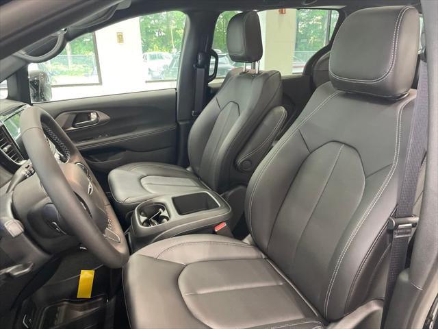 new 2025 Chrysler Pacifica car, priced at $38,900