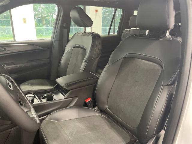new 2025 Jeep Grand Cherokee L car, priced at $38,700