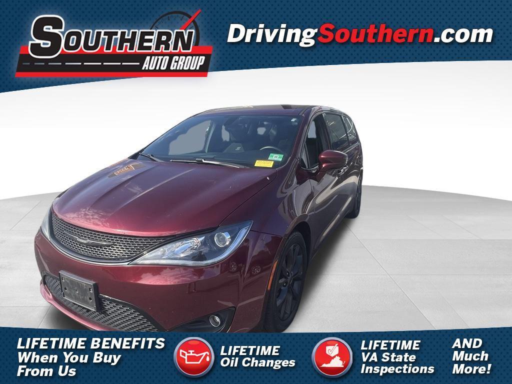 used 2018 Chrysler Pacifica car, priced at $17,500