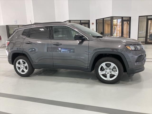 new 2024 Jeep Compass car, priced at $24,000