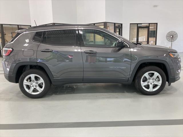 new 2024 Jeep Compass car, priced at $24,000