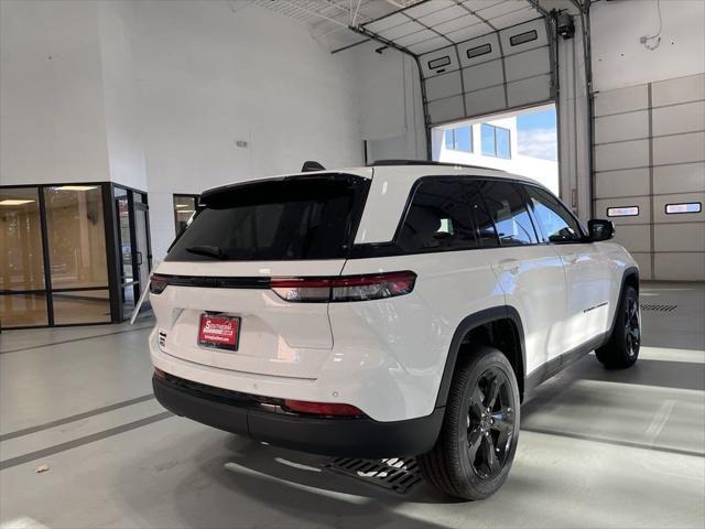 new 2025 Jeep Grand Cherokee car, priced at $36,950