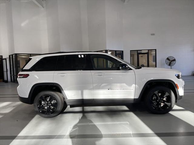 new 2025 Jeep Grand Cherokee car, priced at $36,950