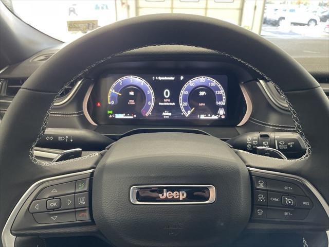 new 2025 Jeep Grand Cherokee car, priced at $36,950