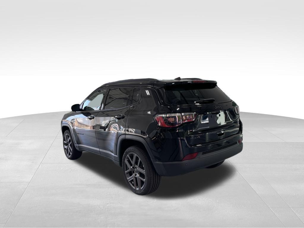 new 2025 Jeep Compass car, priced at $29,500