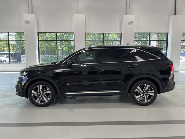 used 2023 Kia Sorento Hybrid car, priced at $30,900