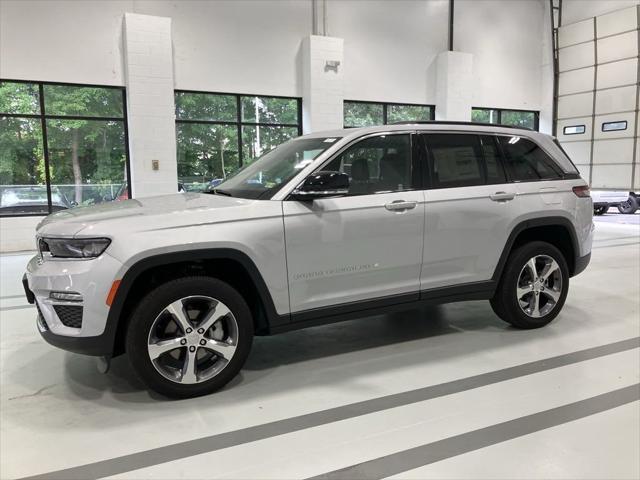 new 2024 Jeep Grand Cherokee car, priced at $41,900