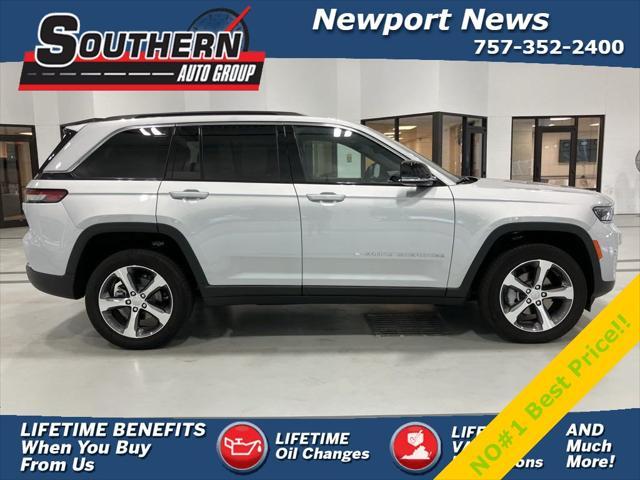 new 2024 Jeep Grand Cherokee car, priced at $36,900