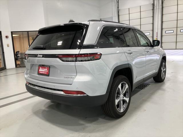 new 2024 Jeep Grand Cherokee car, priced at $41,900